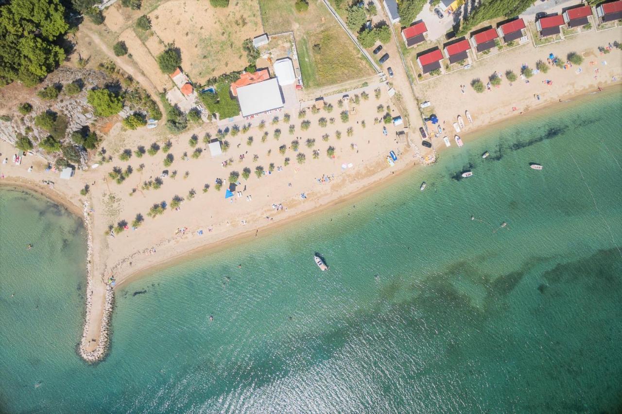 Beach Apartments "Bili Cvitak" Дуче Екстер'єр фото
